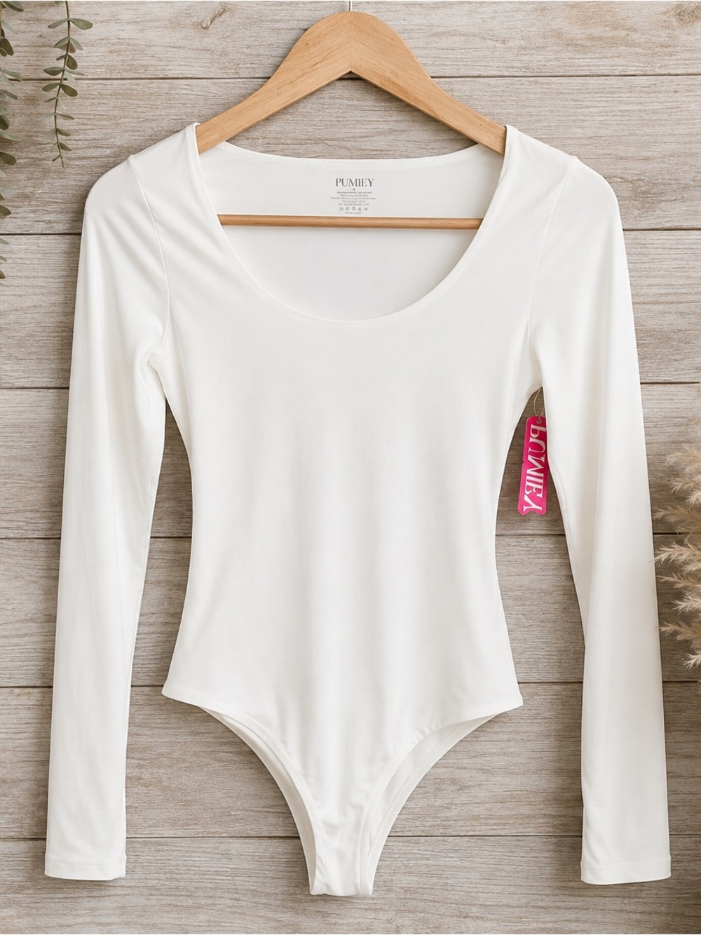 Pumiey Women's Long-Sleeve Scoop Neck White Bodysuit